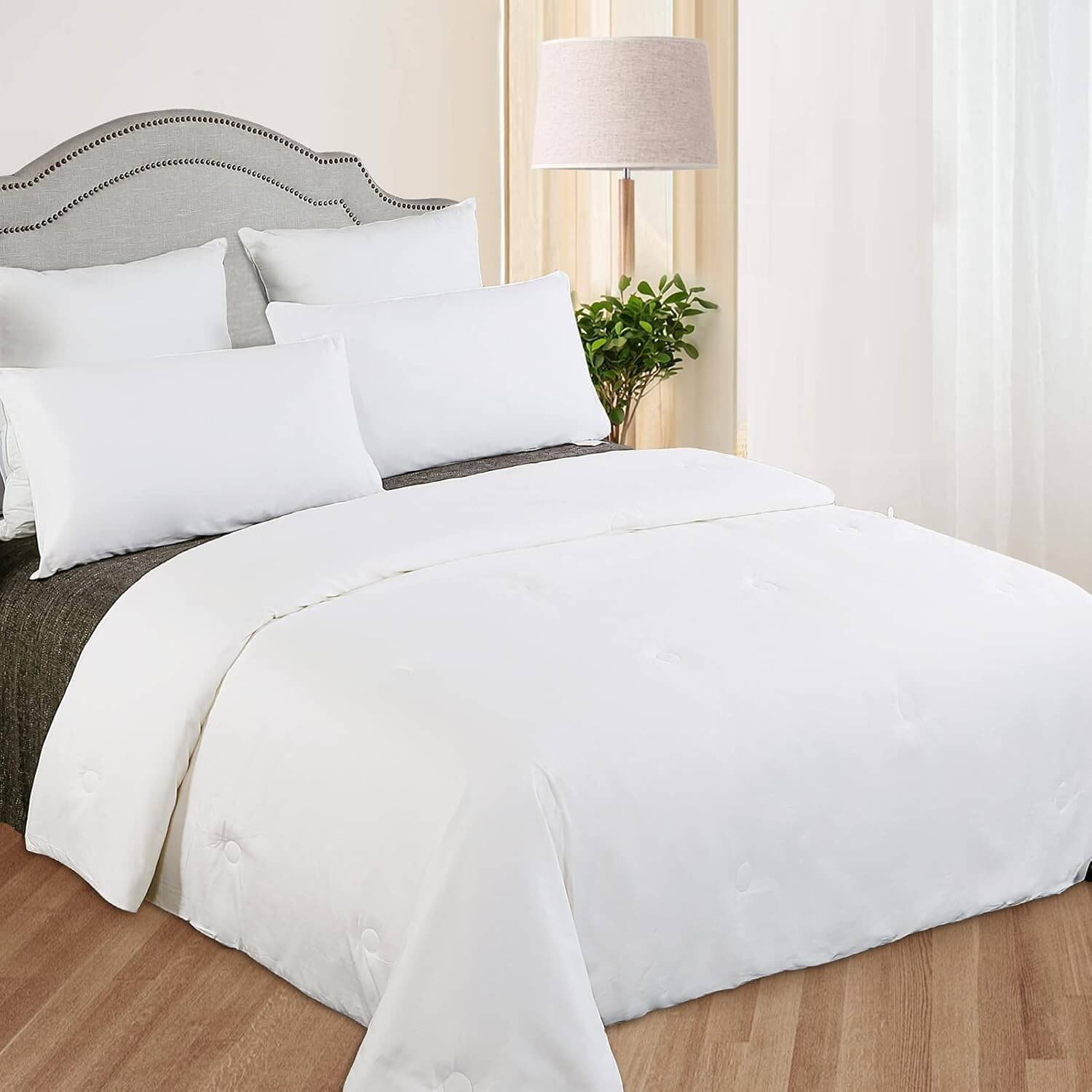 LilySilk All Season Silk Comforter