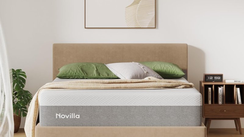 Novilla Queen Size 12 Inch Gel Memory Foam Mattress