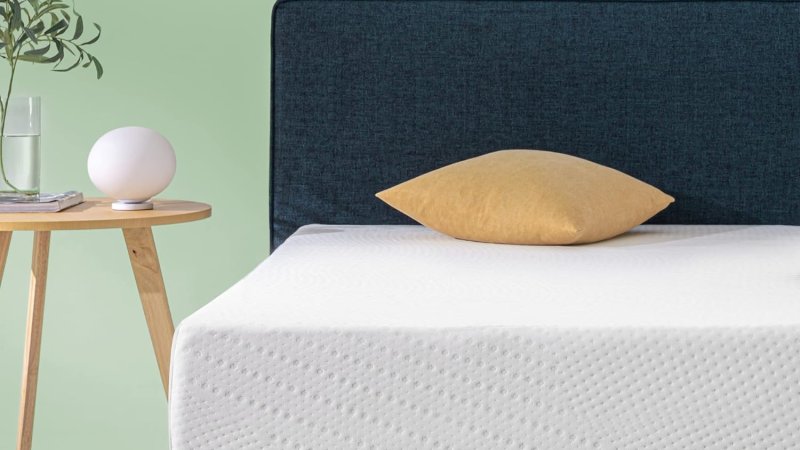 ZINUS Cooling Essential Memory Foam Mattress